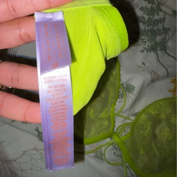 Savage X Fenty Neon Lace Bra - Picture 3 of 3